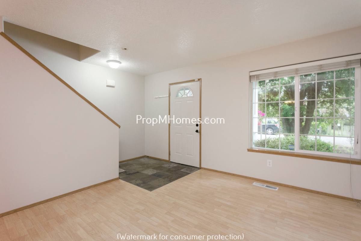 13708 SE Ramona St, Portland, OR 97236 - House for Rent - Image 3
