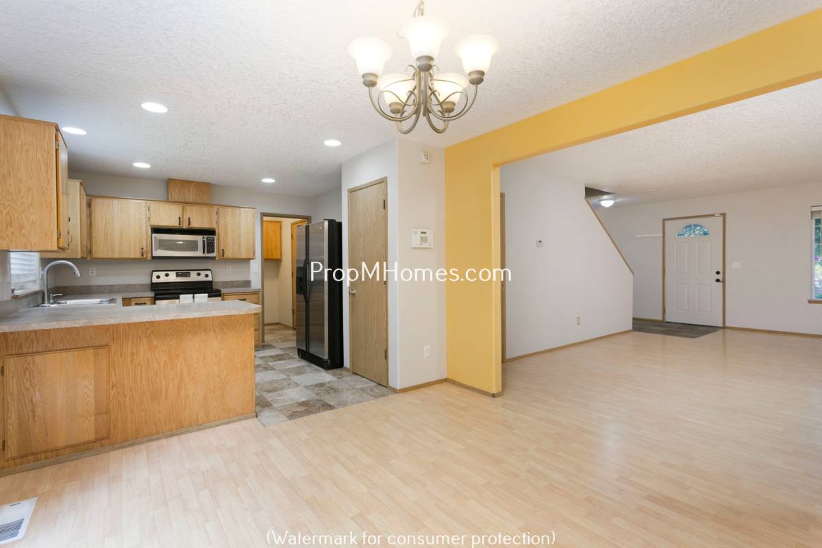 13708 SE Ramona St, Portland, OR 97236 - House for Rent - Image 6
