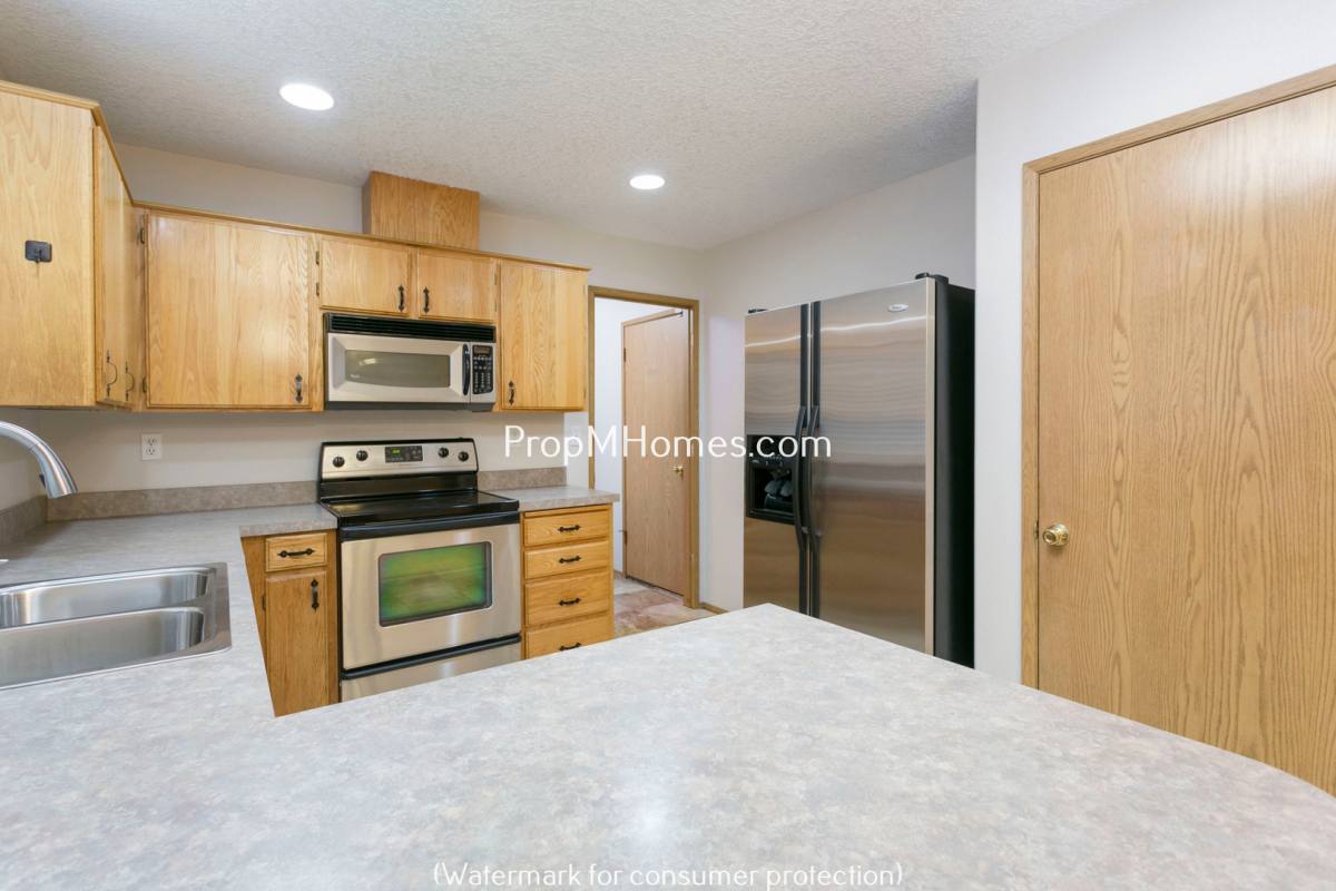 13708 SE Ramona St, Portland, OR 97236 - House for Rent - Image 9