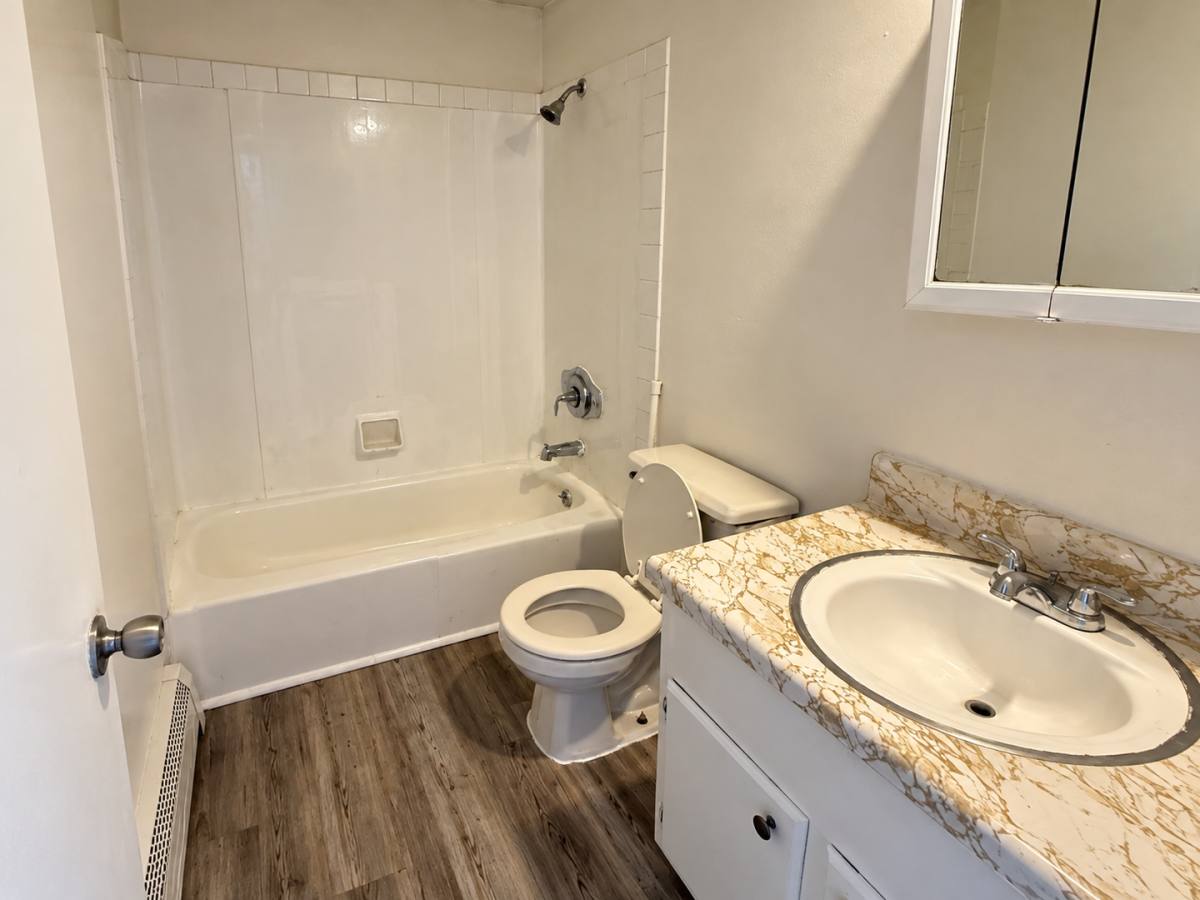 1505 E 39th St, Davenport, IA 52807 - Apartment for Rent - Image 3