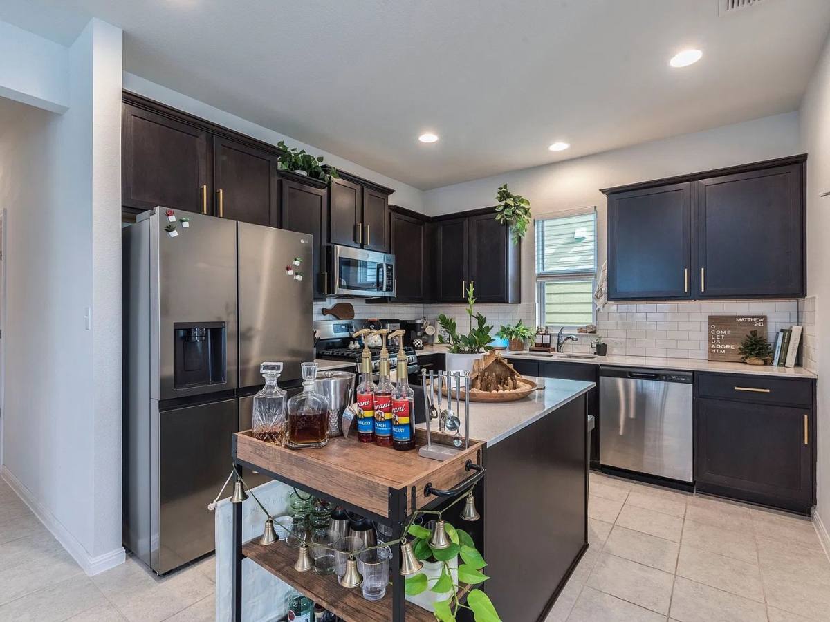1174 Esplanade Parkway, San Marcos, TX 78666 - House for Rent - Image 8