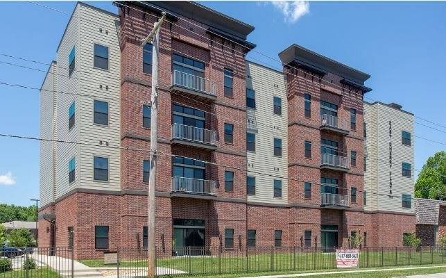 Apartment for rent at 1243 E Cherry St, Springfield, MO 65802