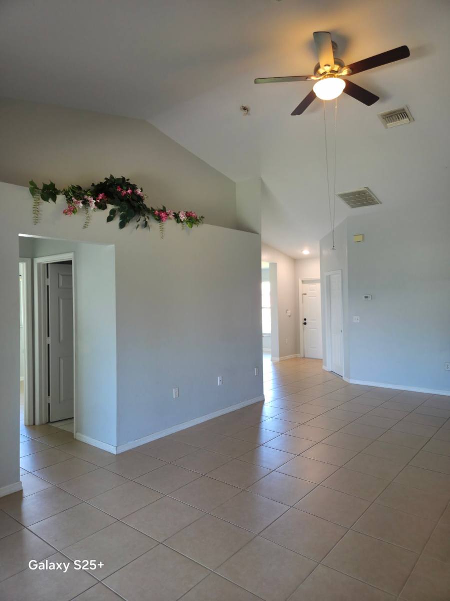1424 SE 6th Ave, Cape Coral, FL 33990 - House for Rent - Image 3