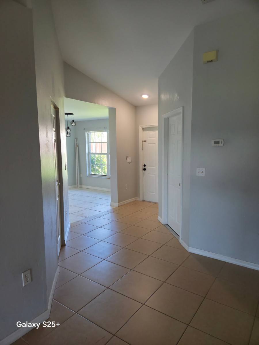 1424 SE 6th Ave, Cape Coral, FL 33990 - House for Rent - Image 4