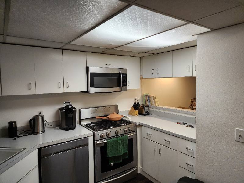 11630 Chenault St #9, Los Angeles, CA 90049 - Townhouse for Rent - Image 2