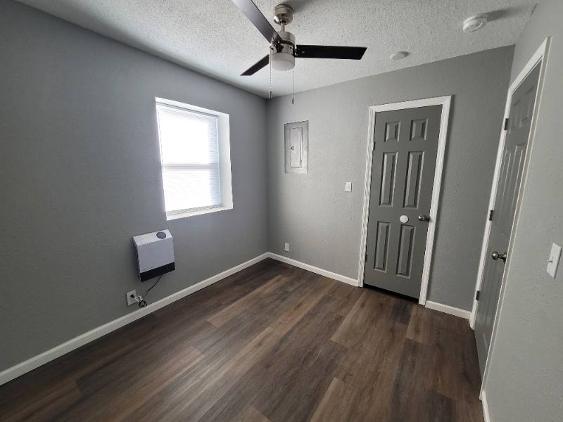 Apartment for rent at 409 N Sterling Ave #2D, Independence, MO 64054