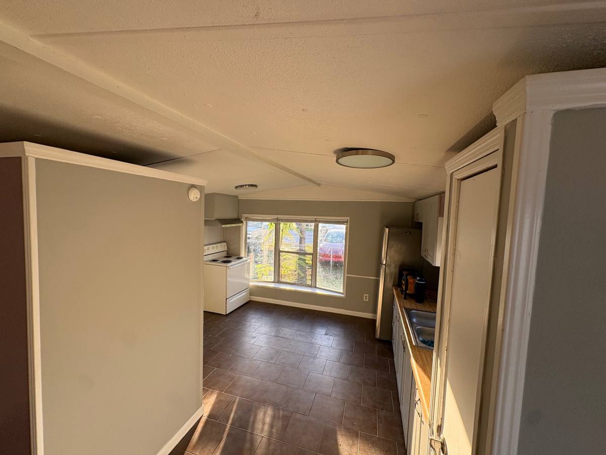 219 Dairy Rd #219B, Auburndale, FL 33823 - House for Rent - Image 4