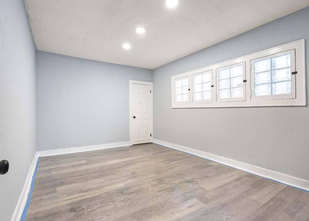 4266 W Highland, Lower Unit, Milwaukee, WI 53221 - Apartment for Rent - Image 5