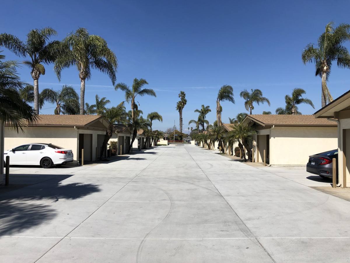 1097 Imperial Beach Blvd #8, Imperial Beach, CA 91932 - Apartment for Rent - Image 2