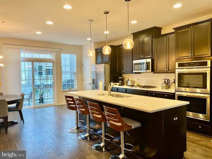 2802 Pinebrook Rd, Hyattsville, MD 20785 - Townhouse for Rent - Image 8