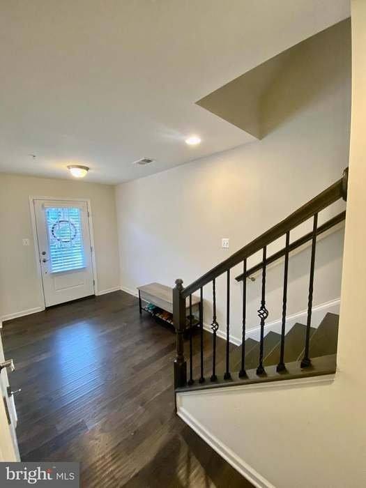 2802 Pinebrook Rd, Hyattsville, MD 20785 - Townhouse for Rent - Image 4