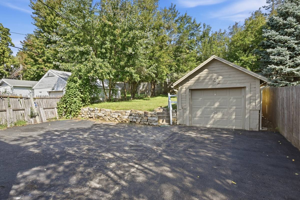3603 N 60 St, Omaha, NE 68104 - House for Rent - Image 2