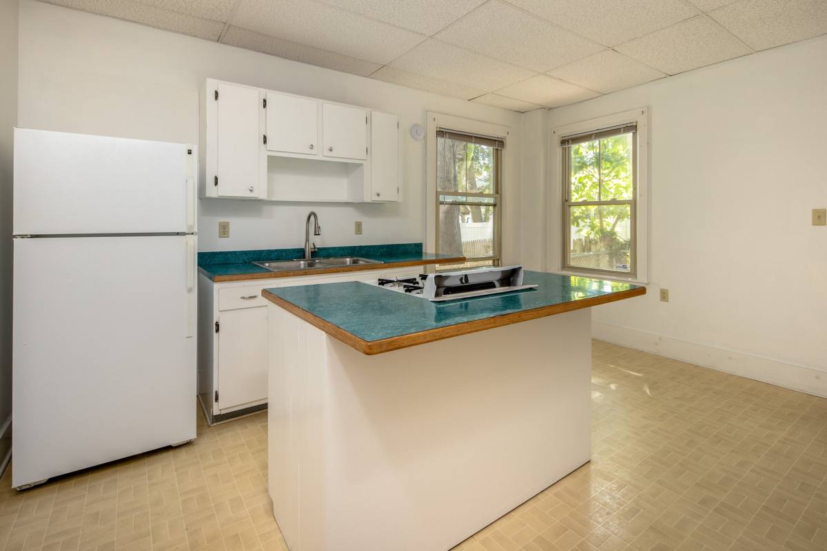108 School St #1, New Bedford, MA 02740 - Apartment for Rent - Image 7