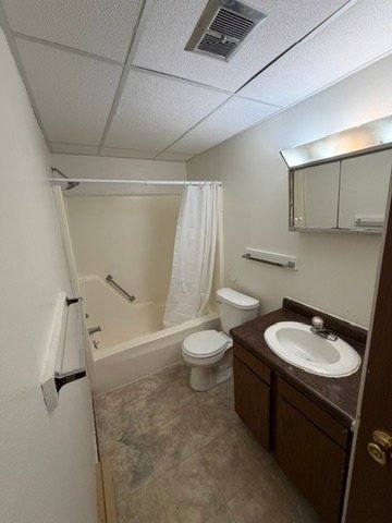 512-516 19th Ave, Menomonie, WI 54751 - Apartment for Rent - Image 3