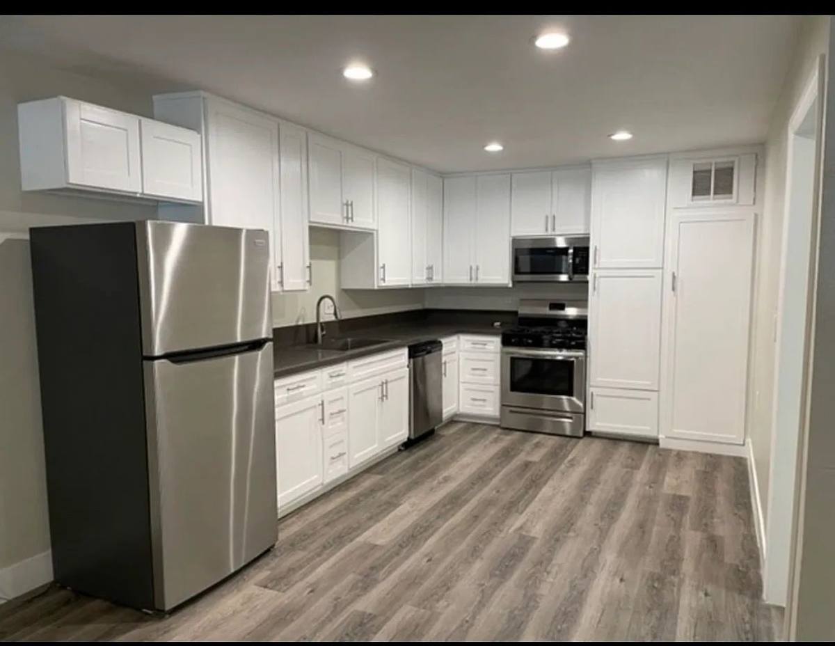 200 E Wakefield Ave #1, Anaheim, CA 92802 - Apartment for Rent - Image 2