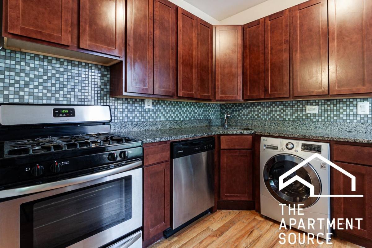 Apartment for rent at 3519 N Racine Ave #E3, Chicago, IL 60657