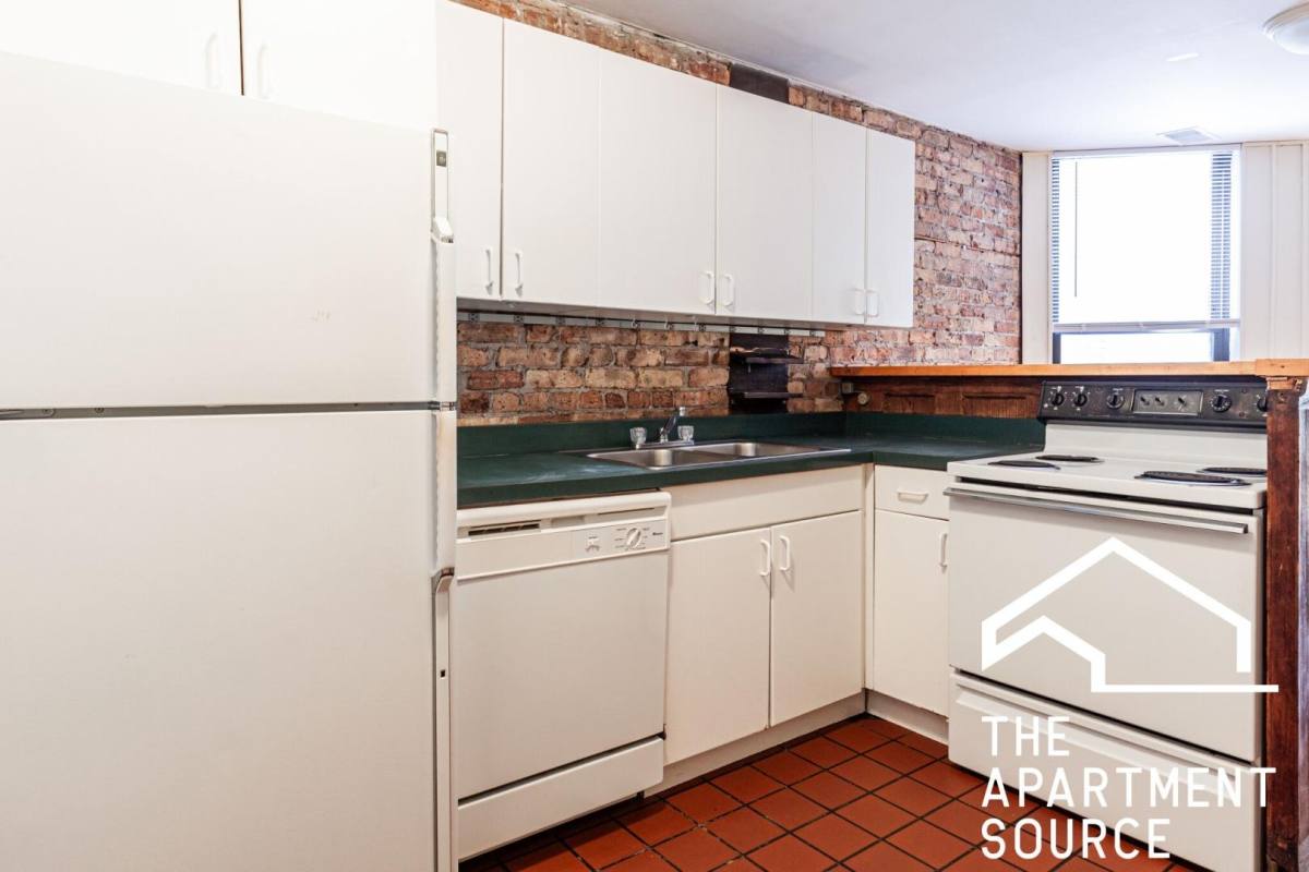 604 W Surf St #3, Chicago, IL 60657 - Apartment for Rent - Image 4