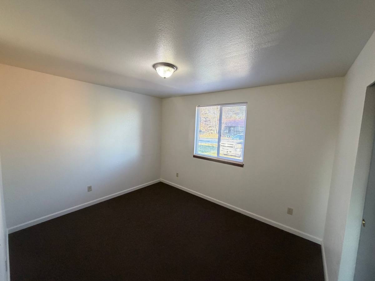 48 Jeffrey Dr, Sandpoint, ID 83864 - House for Rent - Image 5