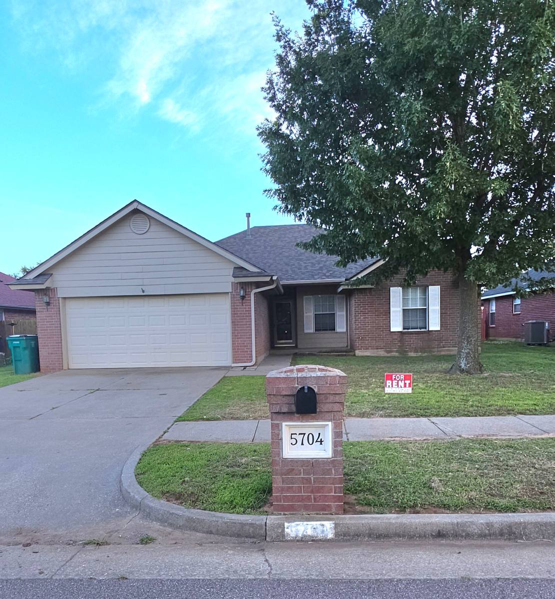 House for rent at 5704 SE 87th St, Oklahoma City, OK 73135