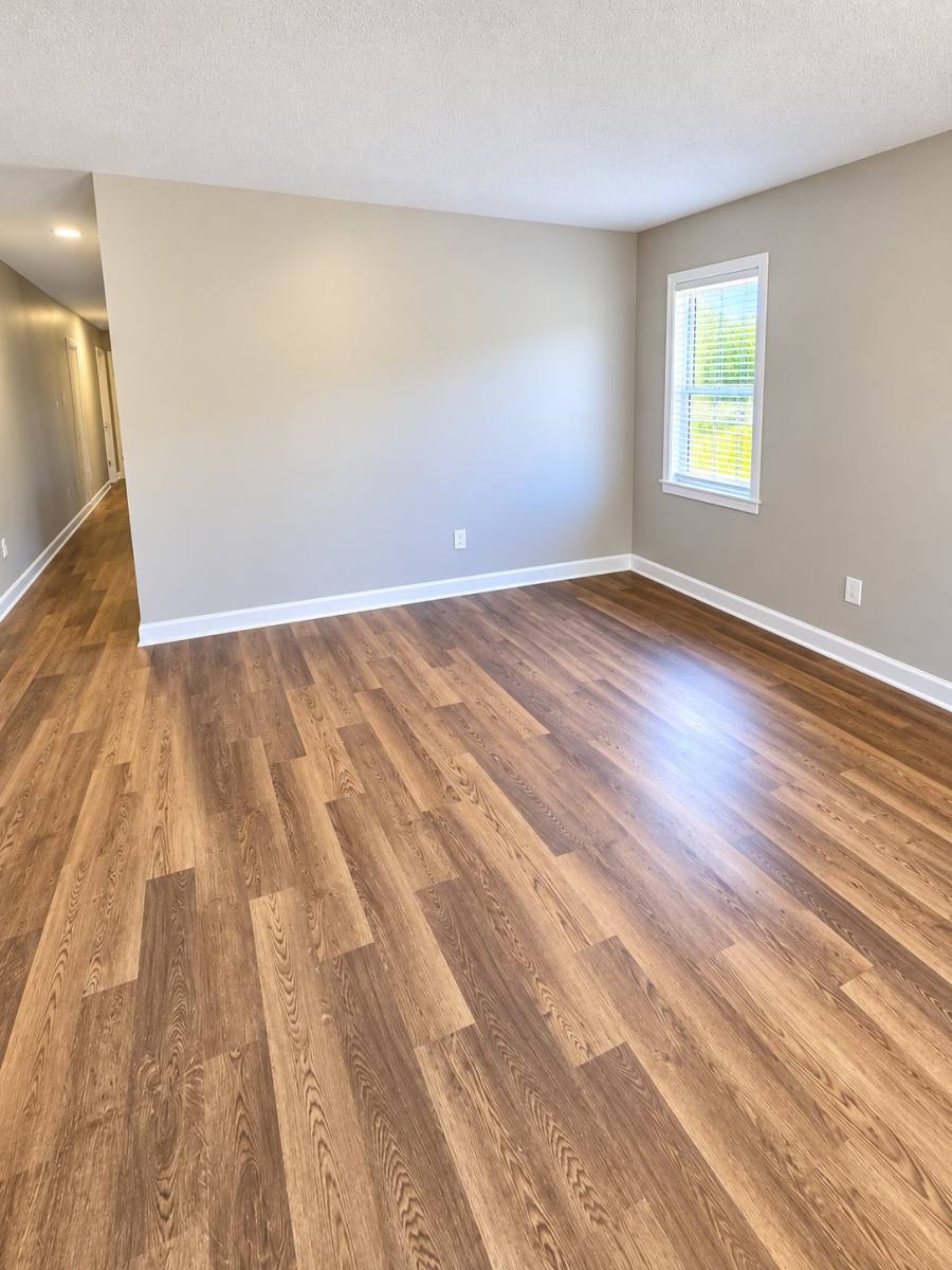 4037 E Mallory Ave, Memphis, TN 38111 - Townhouse for Rent