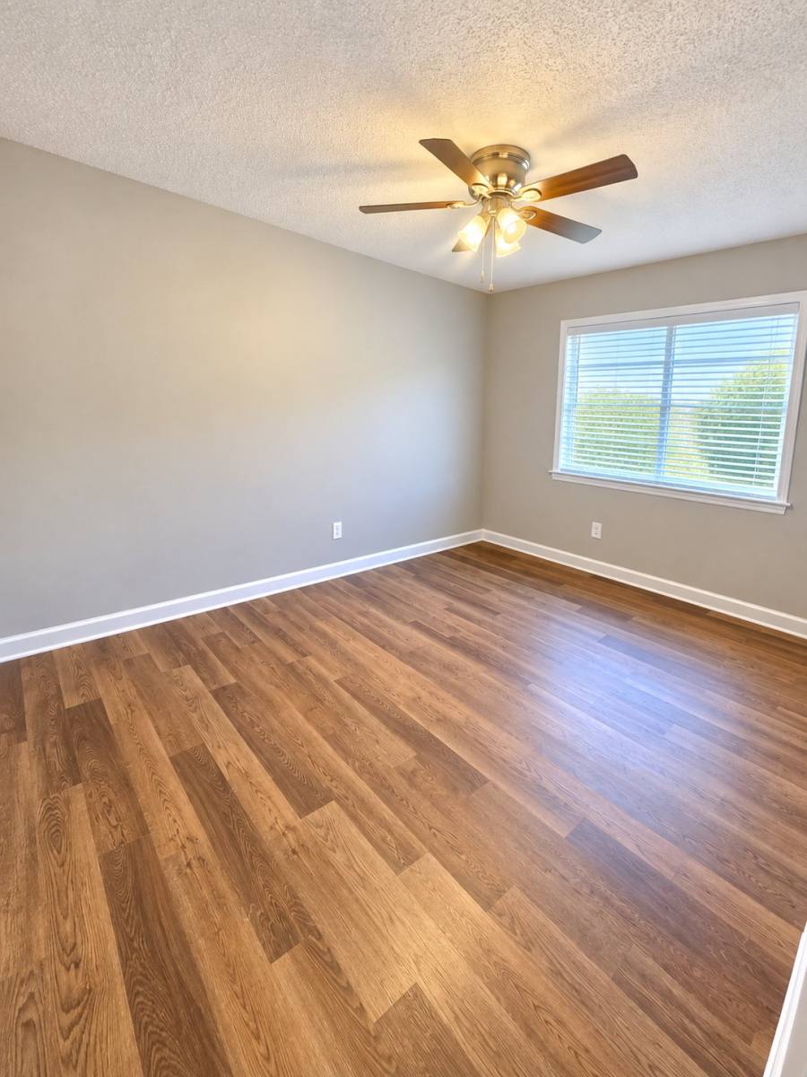 4037 E Mallory Ave, Memphis, TN 38111 - Townhouse for Rent - Image 9