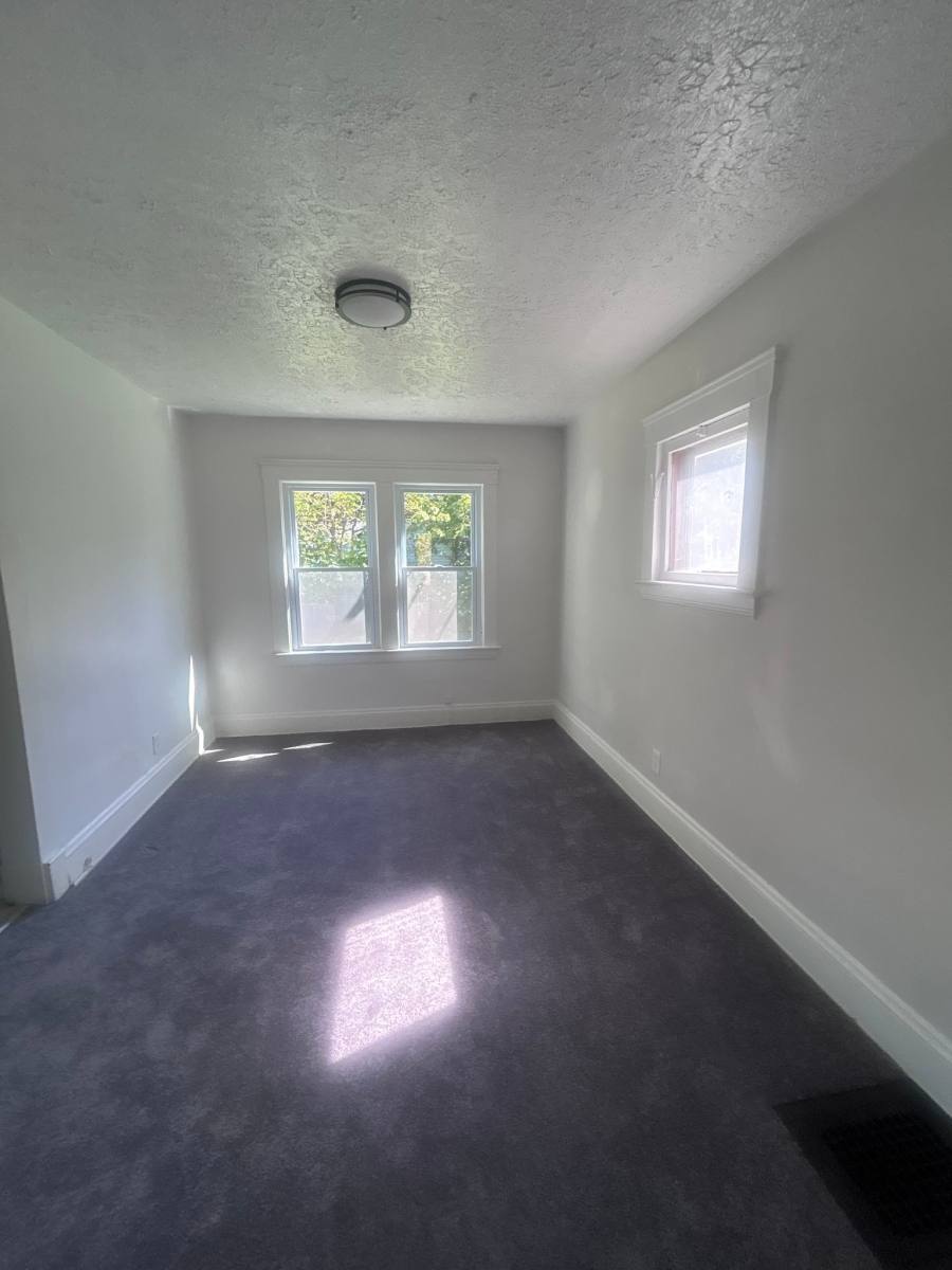 3615 E 105th St, Cleveland, OH 44105 - House for Rent - Image 4
