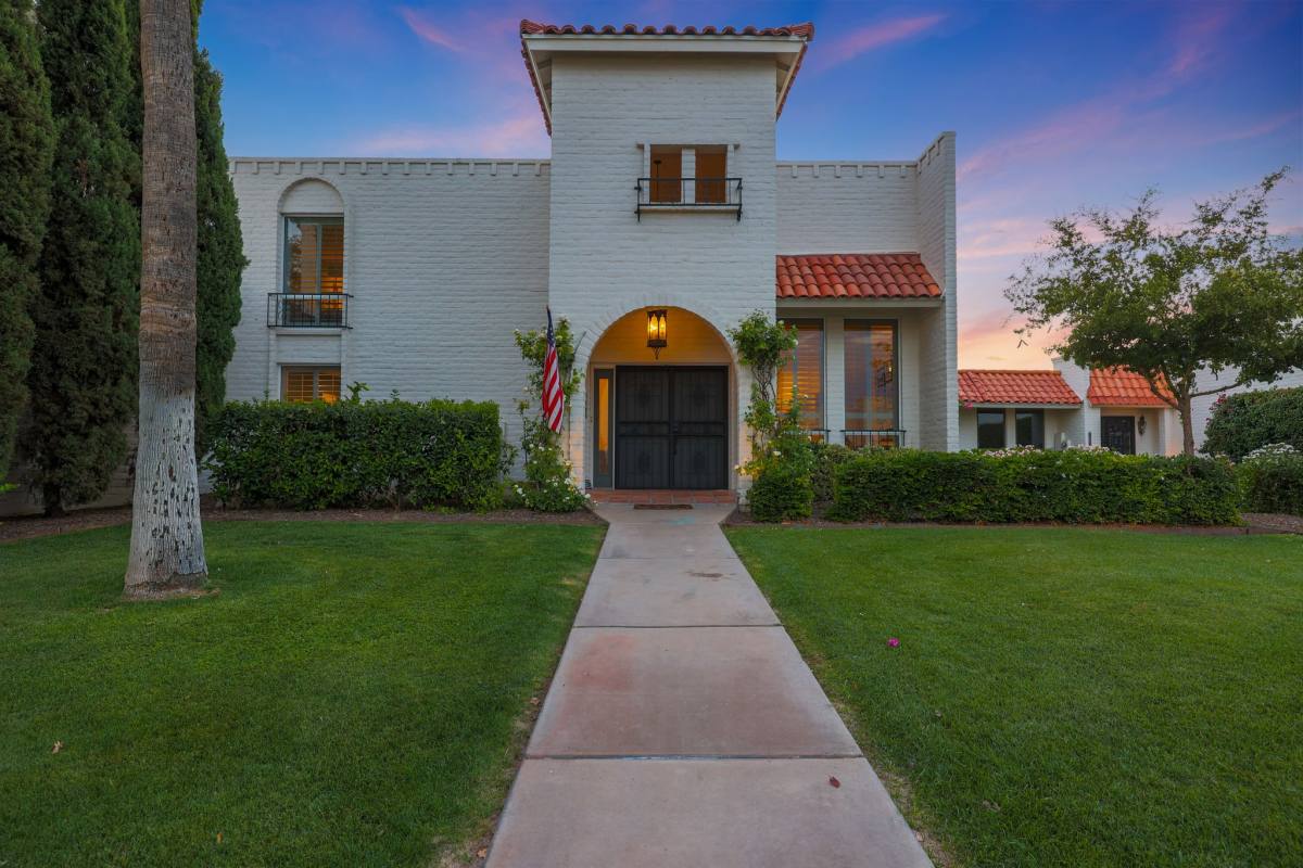 Townhouse for rent at 7067 E McDonald Dr, Paradise Valley, AZ 85253