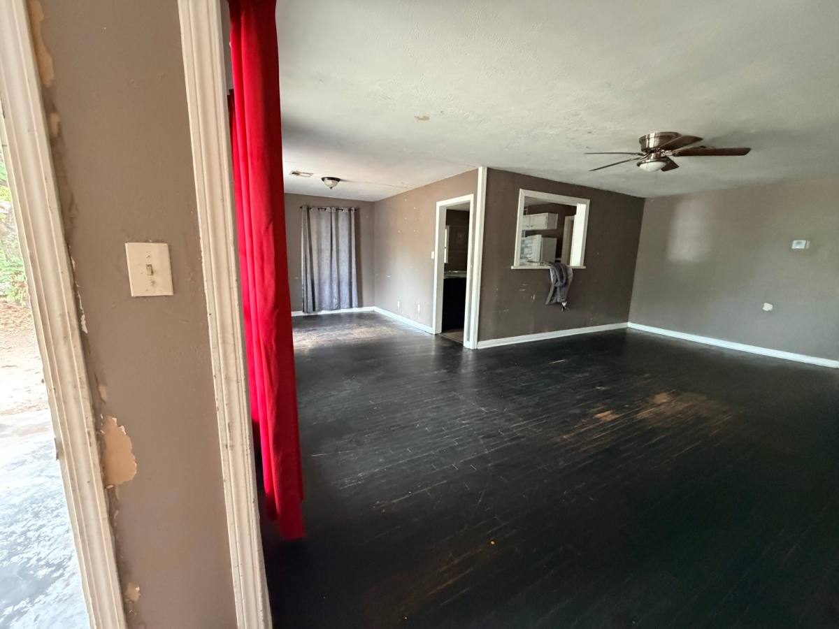 2501 NW Prentice Ave, Lawton, OK 73507 - House for Rent - Image 8