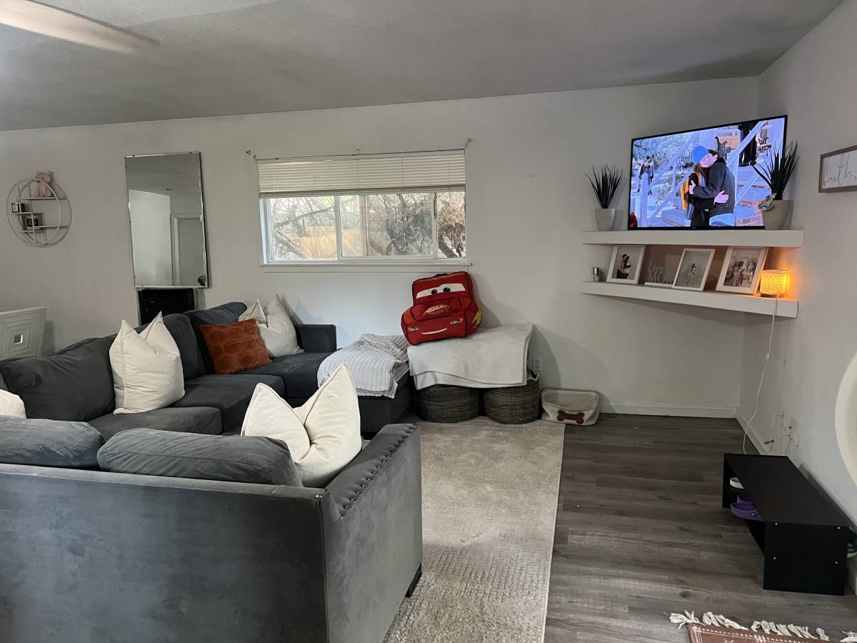 House for rent at 321 Bowman Ave #B, Sacramento, CA 95833