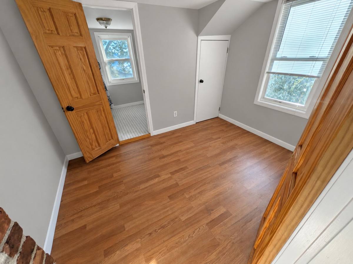 70 Walton Ave, Warwick, RI 02886 - House for Rent - Image 10