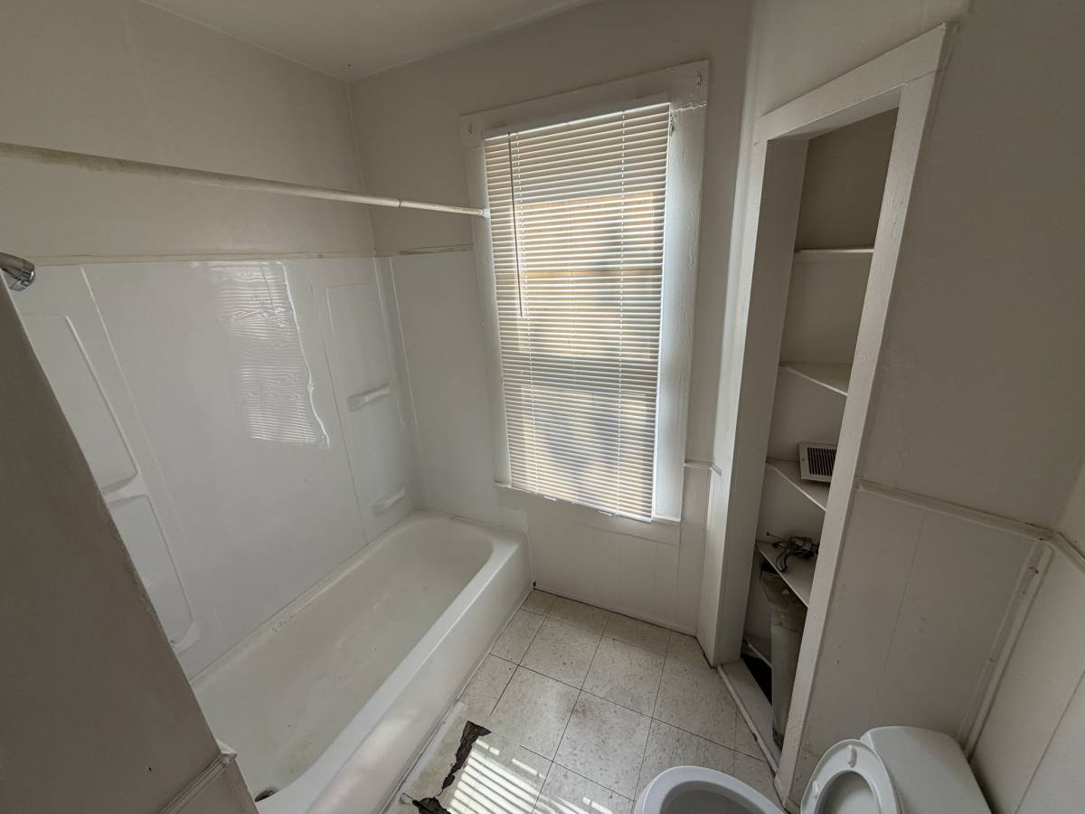 136 S Clark Ave, St. Louis, MO 63135 - House for Rent - Image 4