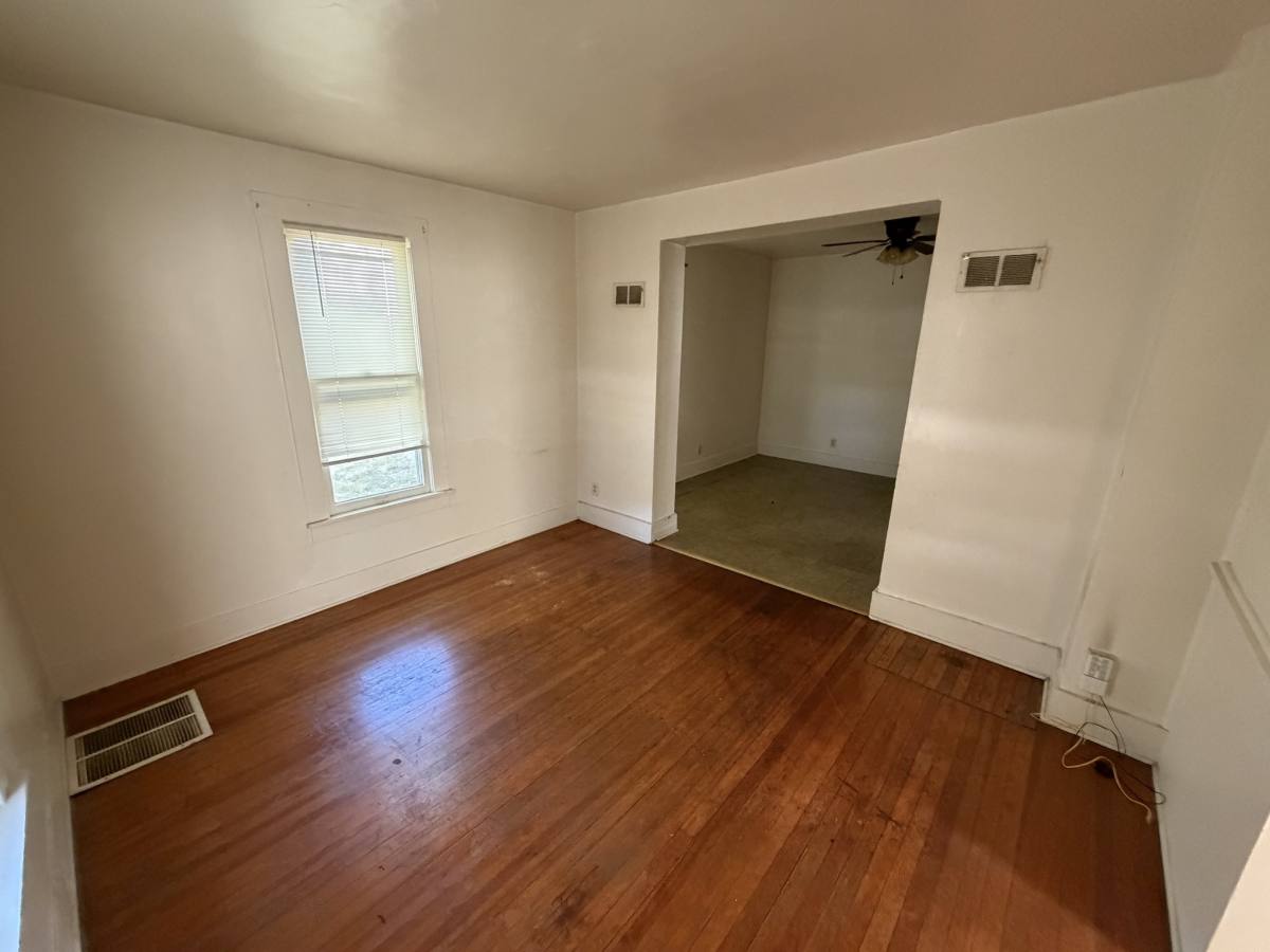 136 S Clark Ave, St. Louis, MO 63135 - House for Rent - Image 5