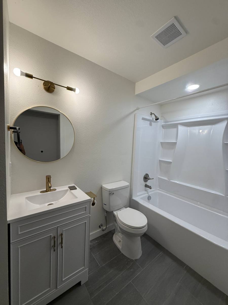1301 S Quincy Ave #A, Tulsa, OK 74120 - Apartment for Rent - Image 2