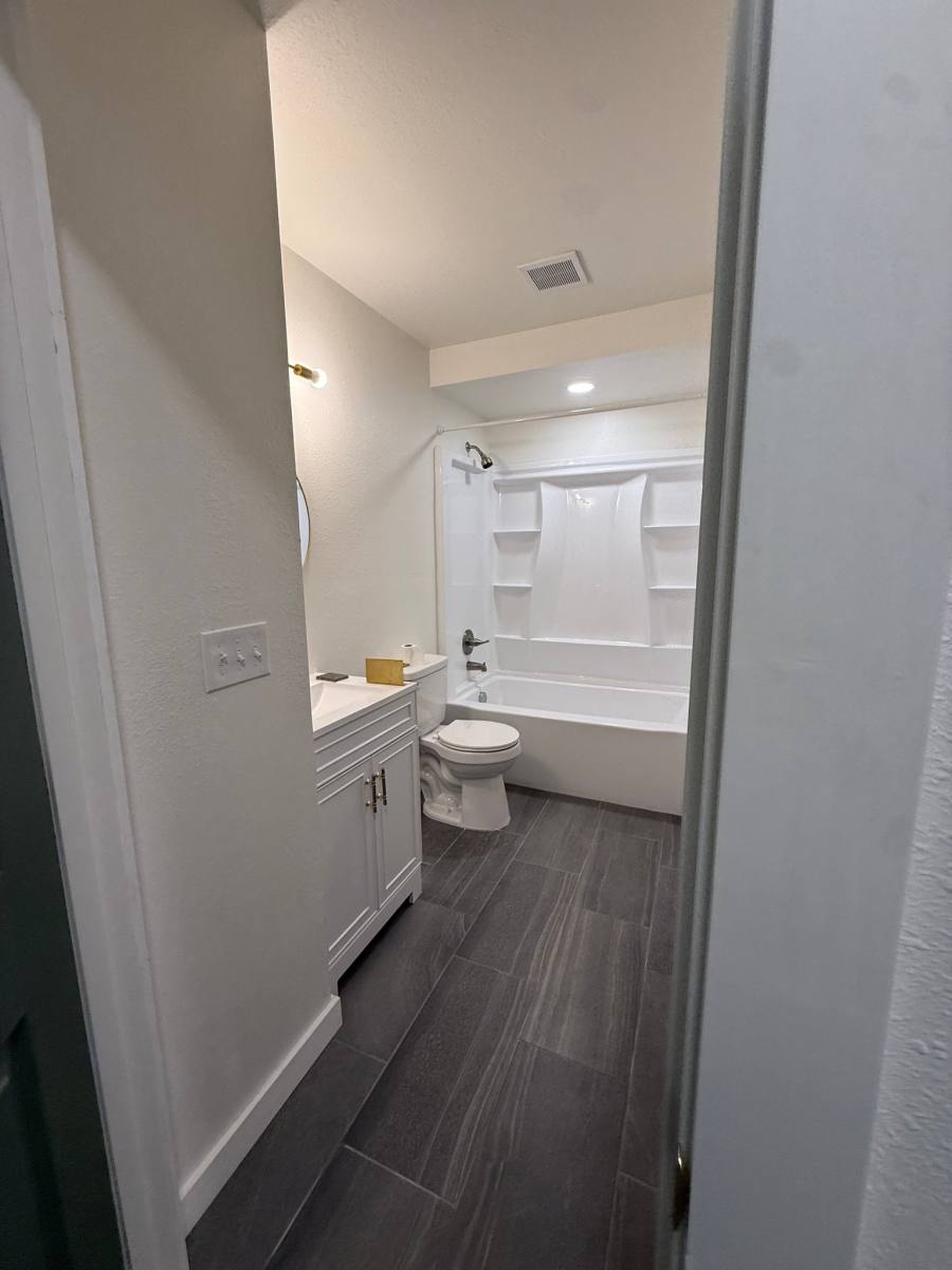 1301 S Quincy Ave #A, Tulsa, OK 74120 - Apartment for Rent - Image 4