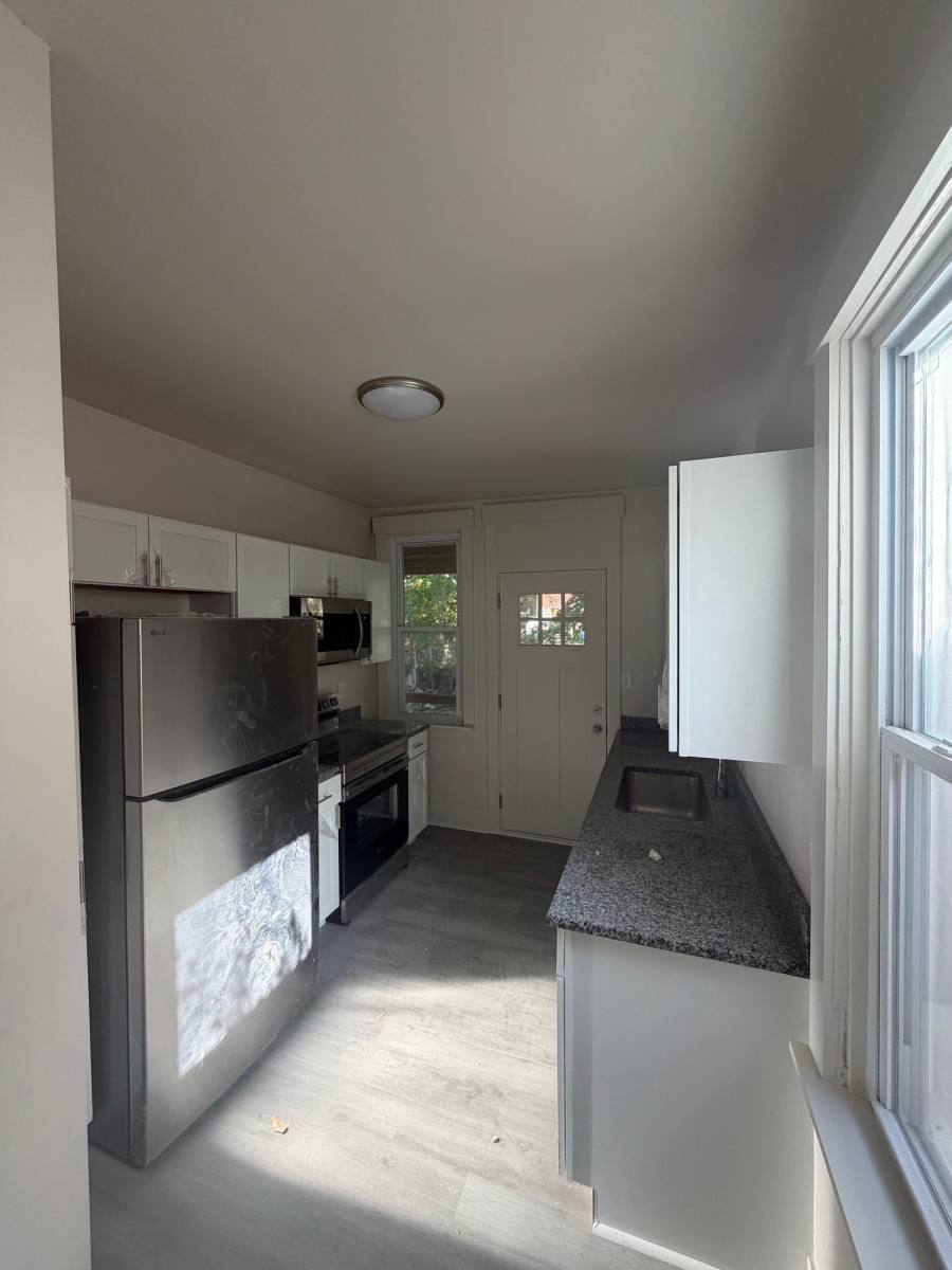 1527 Alton St, 2nd Floor, Pittsburgh, PA 15216 - Apartment for Rent