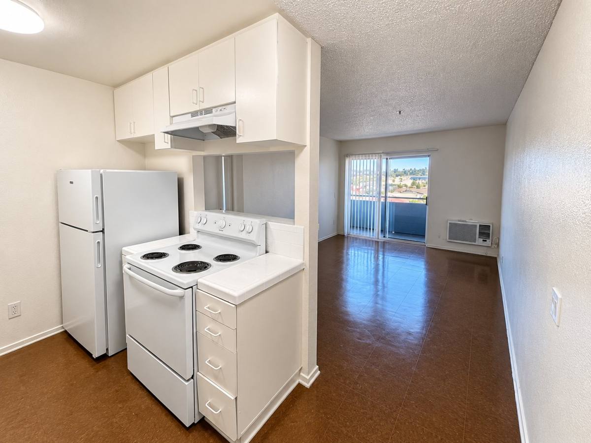 107 S Carondelet St #406, Los Angeles, CA 90057 - Apartment for Rent - Image 4