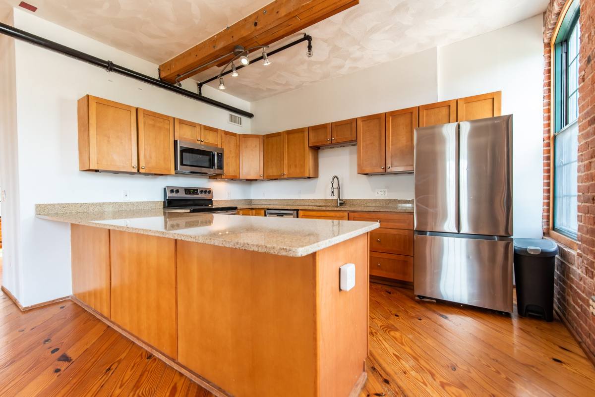 407 Pine St #305, Providence, RI 02903 - Apartment for Rent - Image 8