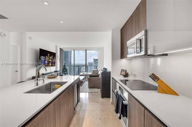 68 SE 6th St #2406, Miami, FL 33131 - Apartment for Rent - Image 8