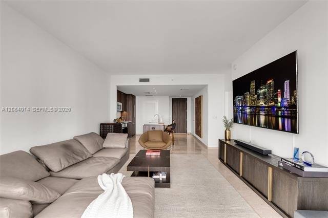 68 SE 6th St #2406, Miami, FL 33131 - Apartment for Rent - Image 5