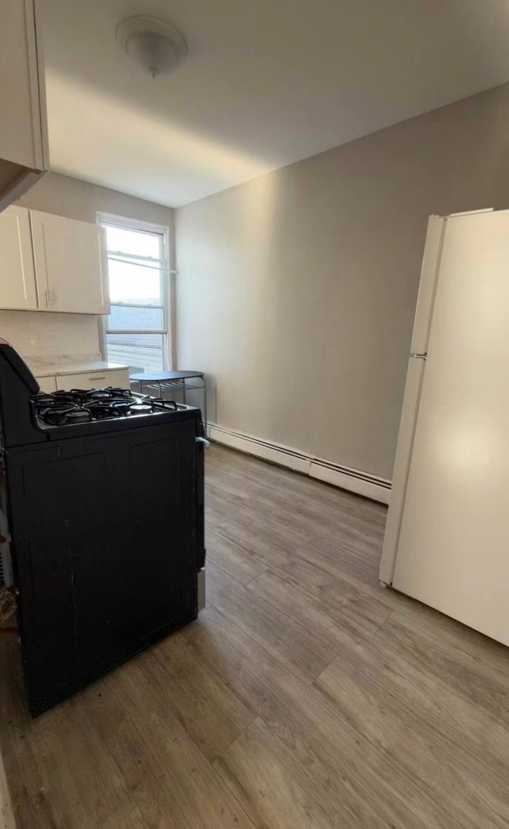 803 2nd Ave #3R, Elizabeth, NJ 07202 - Apartment for Rent - Image 2