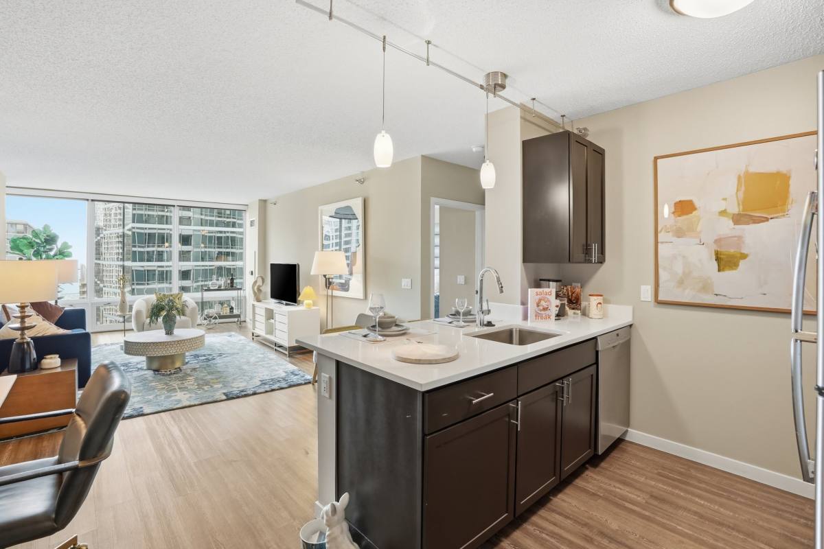 Apartment for rent at 348 E Ohio, Chicago, IL 60611