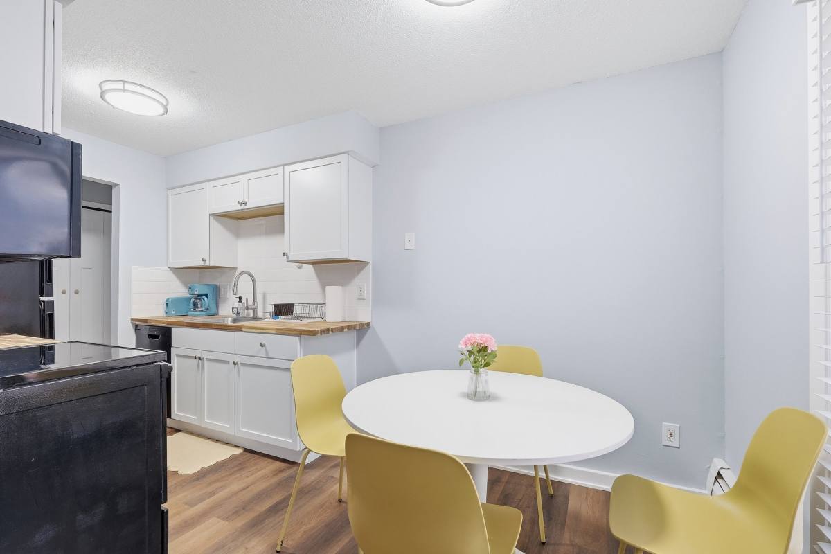 814 9th Ave S #4, Hopkins, MN 55343 - Condo for Rent - Image 9