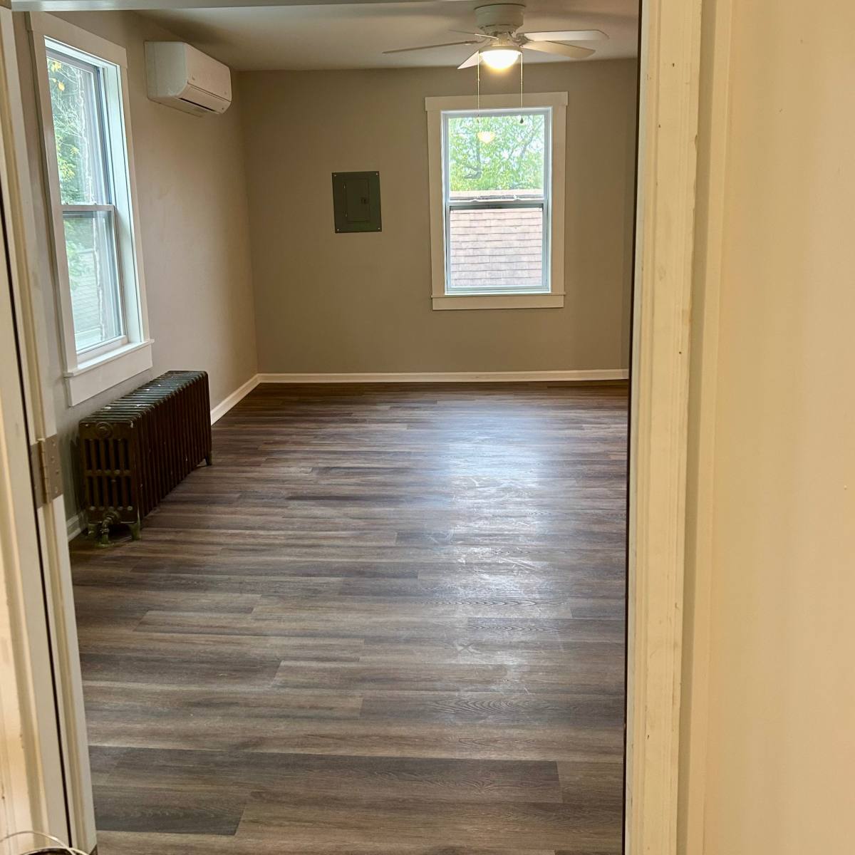 630 Baldwin St #3, Bridgeville, PA 15017 - Apartment for Rent - Image 2
