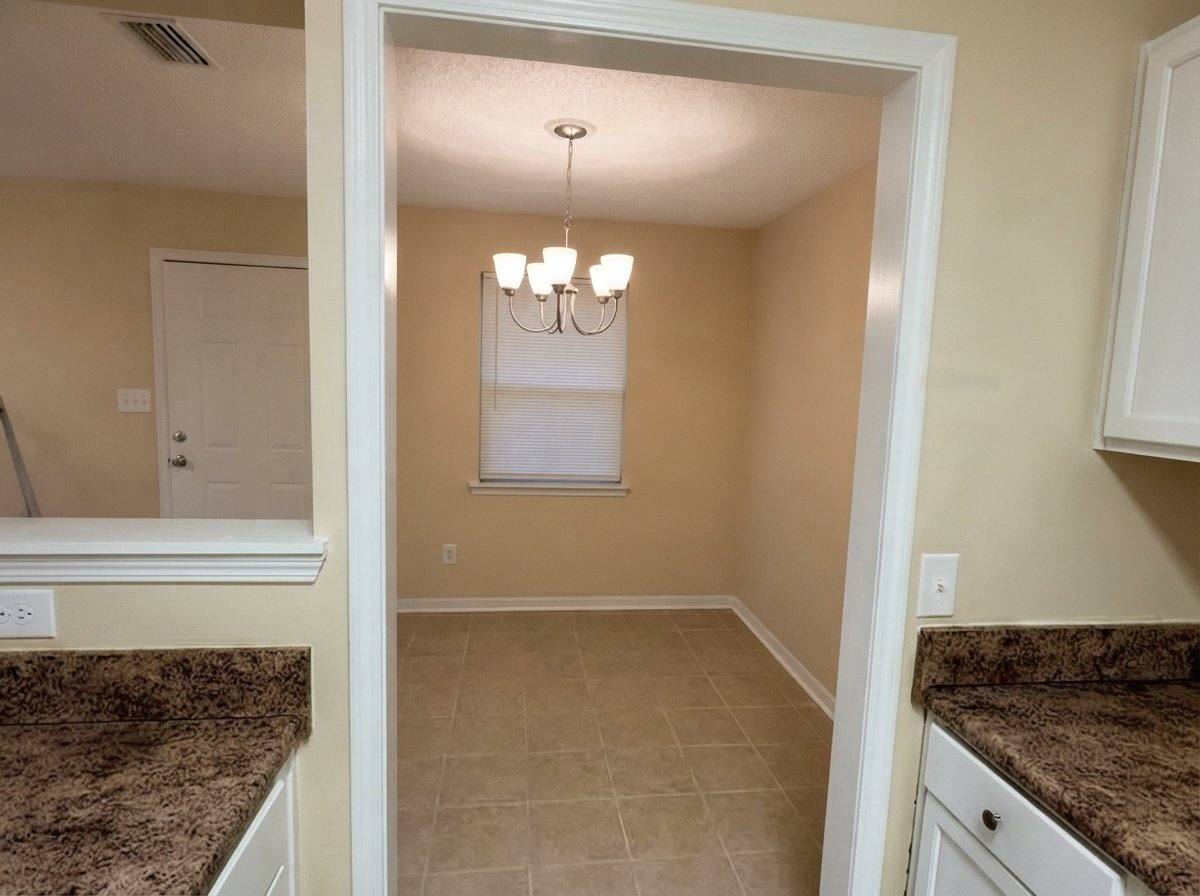467 Stara Circle #B, Pensacola, FL 32505 - Apartment for Rent - Image 3