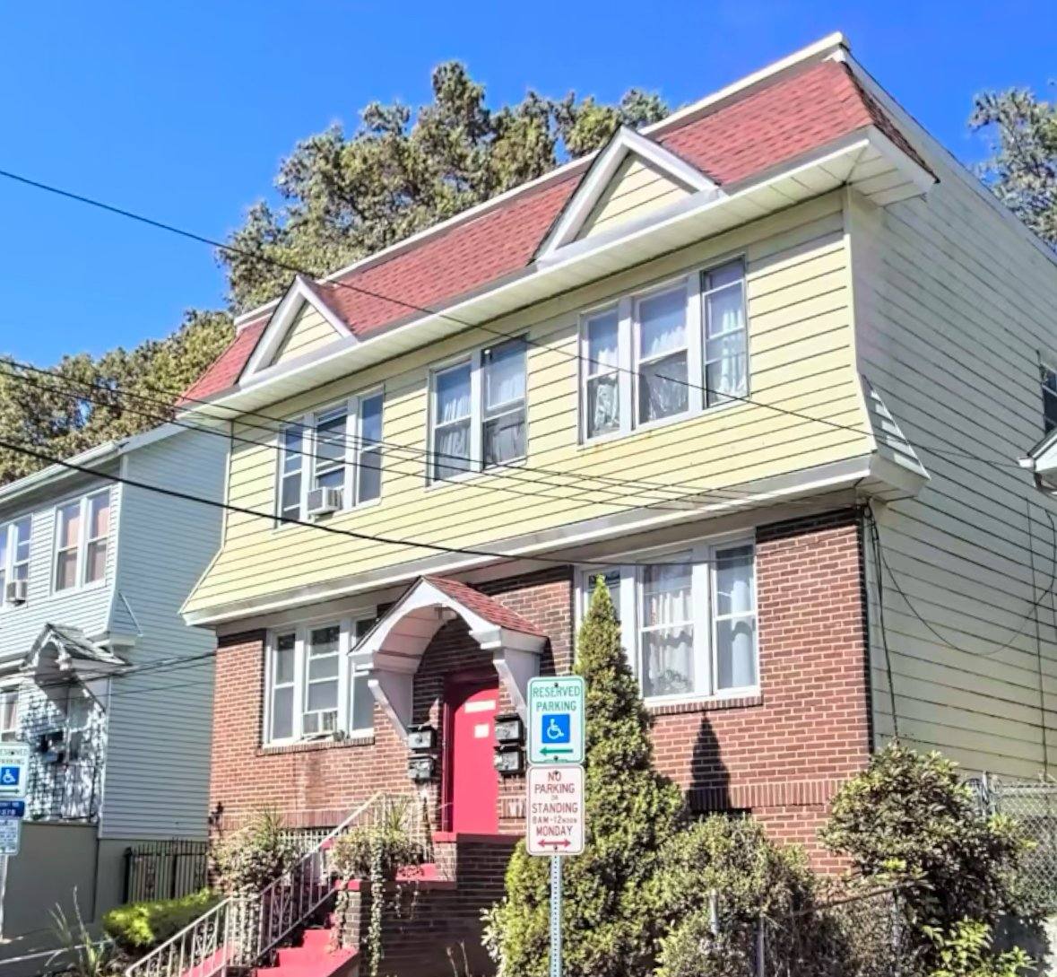 Apartment for rent at 267 Goldsmith Ave #3, Newark, NJ 07112