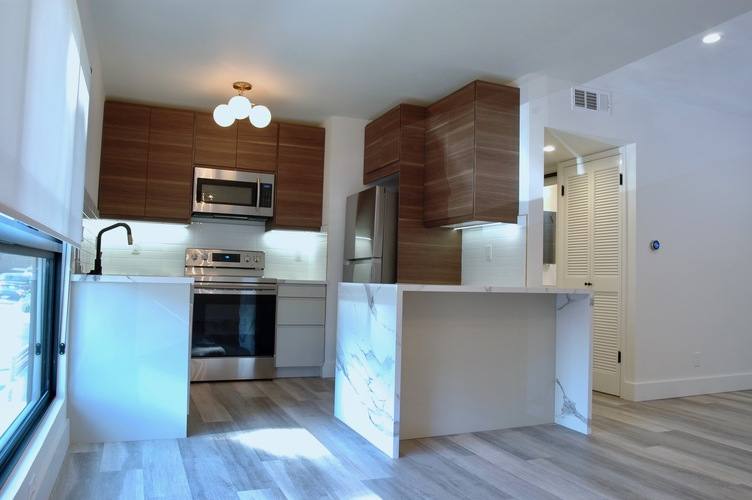 2120 Rodney Dr #3, Los Angeles, CA 90027 - Apartment for Rent - Image 5
