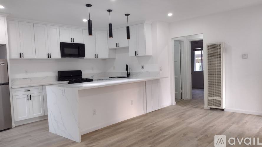 12600 Kornblum Ave, Hawthorne, CA 90250 - House for Rent - Image 3