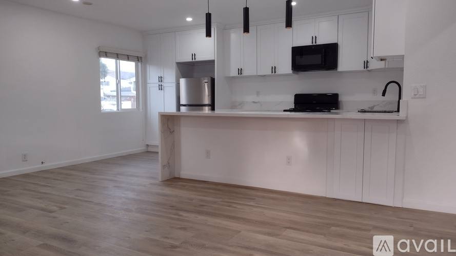 12600 Kornblum Ave, Hawthorne, CA 90250 - House for Rent - Image 1