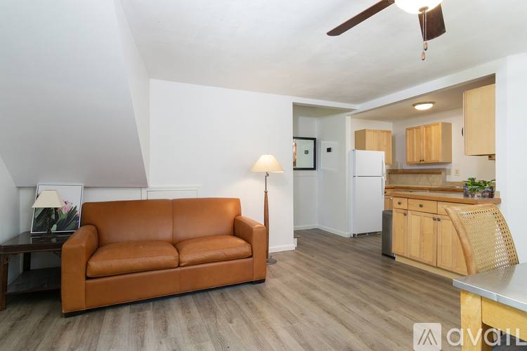 1120 Montreat Rd #B, Black Mountain, NC 28711 - Apartment for Rent - Image 6