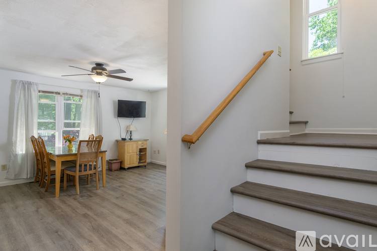 1120 Montreat Rd #B, Black Mountain, NC 28711 - Apartment for Rent - Image 10